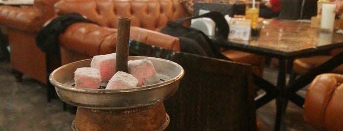 Balkon Cafe & Restaurant is one of ayhanさんの保存済みスポット.