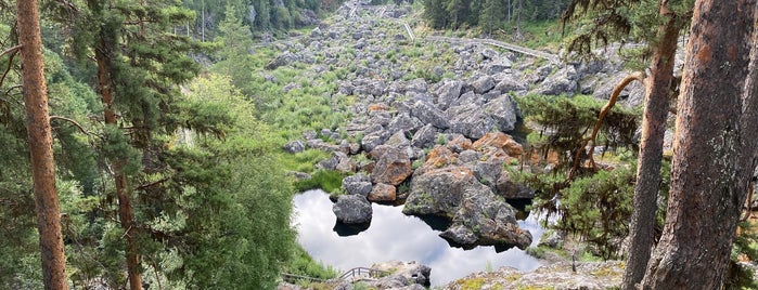 Döda Fallet is one of Tempat yang Disukai eric.