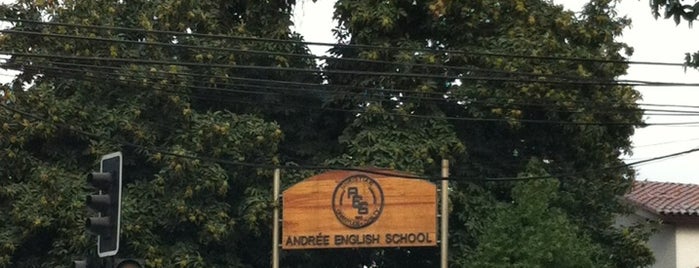 Andrée English School is one of Zaira'nın Beğendiği Mekanlar.