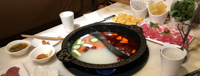 Chengdu Lao Zao Hotpot 成都老灶火锅 is one of Anna's Foodie Map (Asian food in LA).