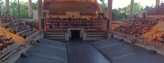 Teatro Tlachco is one of Cancún's To Do.
