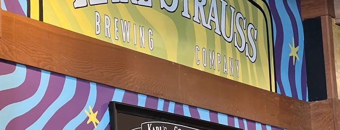 Karl Strauss Brewery & Restaurant is one of Whale's Vagina.