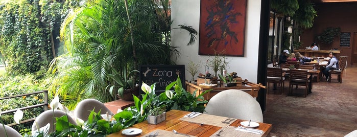 Las Terrazas Restaurante is one of Manolo : понравившиеся места.