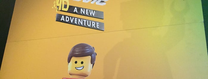 LEGO Movie 2 Experience is one of Tempat yang Disukai Brian.