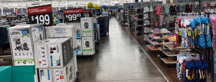 Walmart Supercenter is one of Gone shopping.