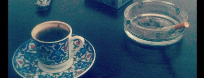 Bayrampaşa Cafe & Nargile is one of Gülさんの保存済みスポット.