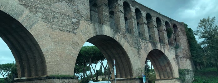 Piazzale del Caravaggio is one of Roma.