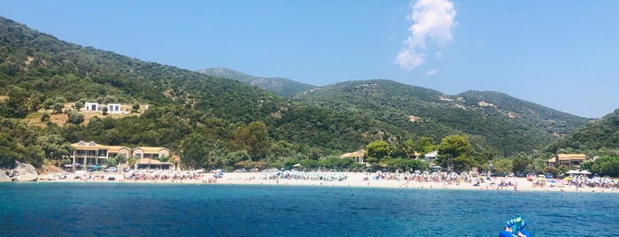 Rouda Beach is one of Posti salvati di Spiridoula.