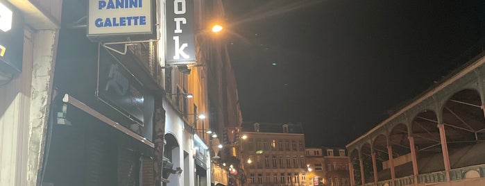 Network Café is one of Les clubs à Lille.