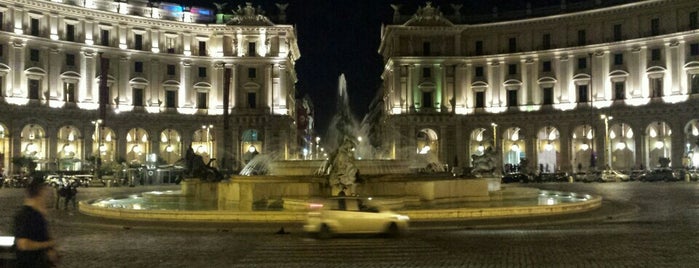 Place de la République is one of 101 cose da fare a Roma almeno 1 volta nella vita.