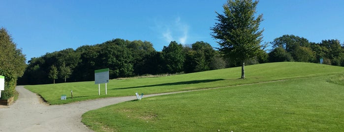 Wycombe Heights Golf Club is one of Great Golf Courses (SE England).