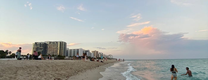 Miami Beach at Gale South Beach is one of สถานที่ที่ Jay C' 🏉 ถูกใจ.