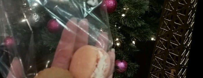 Le Macaron is one of Other.