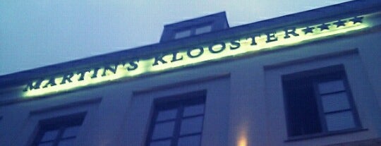 Martin's Klooster Hotel is one of Douwe'nin Kaydettiği Mekanlar.