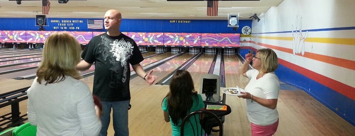 Warpath Bowling Lanes is one of Recreation.