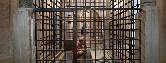 Cripta di San Sepolcro is one of To-Do List: Milan.