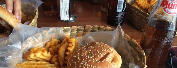 Burger Priest is one of Posti che sono piaciuti a Zava.