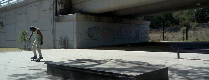 Skatepark Nodo Real a Colima is one of tonatiuhさんのお気に入りスポット.