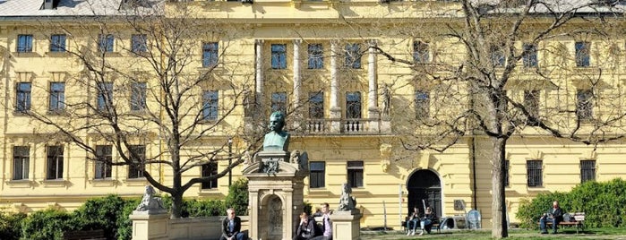 Fügnerovo náměstí is one of Posti che sono piaciuti a Diana.