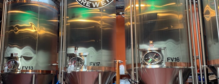 Brooklyn Brewery is one of Lugares favoritos de Marcia.