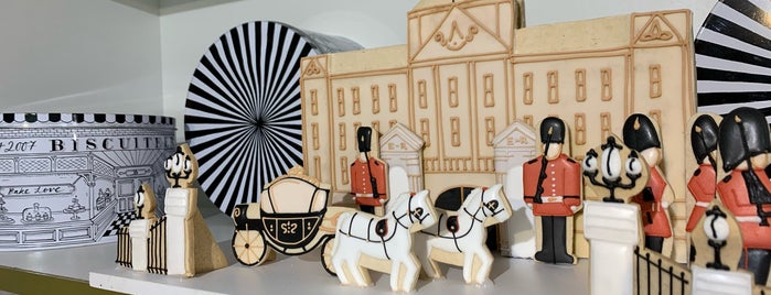 Biscuiteers Boutique is one of New london.