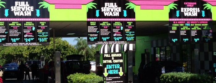 Breezy's Car Wash is one of Lugares favoritos de Meredith.