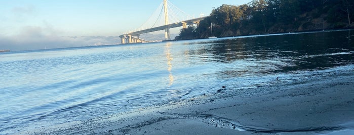 Clipper Cove Beach is one of Beaches of San Francisco.