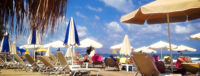 Beach Bar Roussos is one of Tempat yang Disukai Alex.