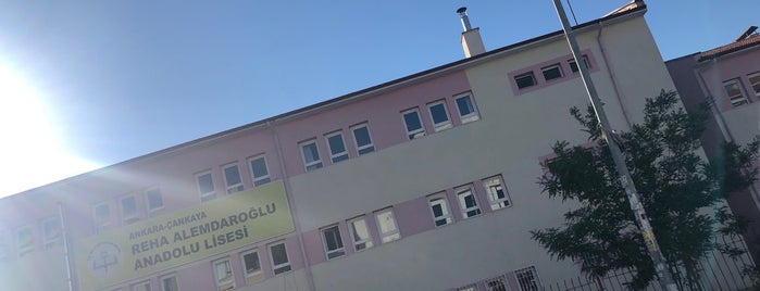 Reha Alemdaroğlu Anadolu Lisesi is one of Çankaya'daki Okullar.