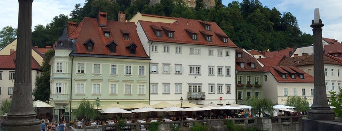 Burg von Ljubljana is one of Orte, die Li gefallen.