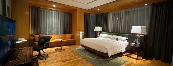 Renaissance Bangkok Ratchaprasong Hotel is one of 좋은장소.