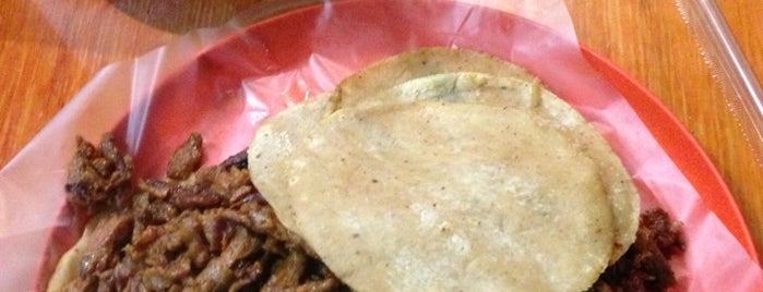 Taqueria Chuchin is one of tacos y garnachas ftw.