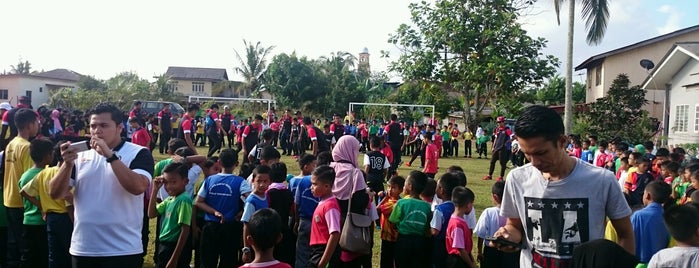 Sekolah Kebangsaan Wakaf Tapai is one of Learning Centres, MY #1.