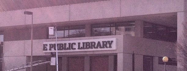 Chattanooga Public Library is one of Best Places for Bibliophiles.