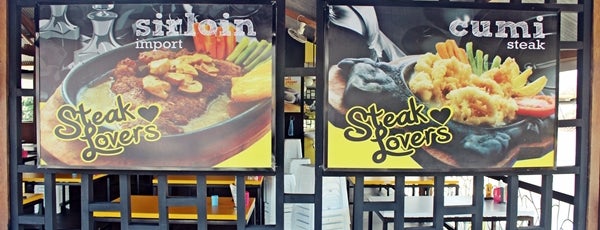 Waroeng Steak & Shake is one of The Outlet's.