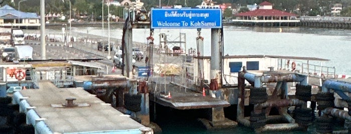 Seatran Ferry Pier is one of Koh samui.