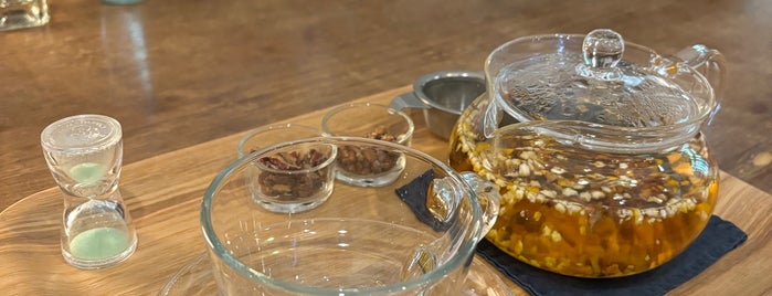 Tea Therapy is one of 종로/경복궁일대 핫플레이스.