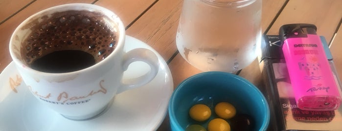 Robert’s Coffee is one of Ersin'in Beğendiği Mekanlar.