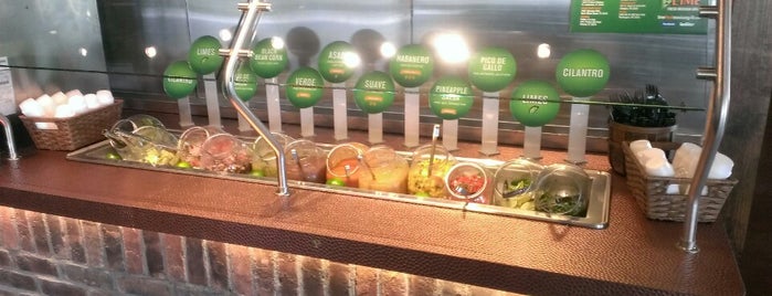 Lime Fresh Grill is one of Courtney : понравившиеся места.
