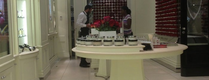 Jo Malone is one of Dr. Sultan 님이 좋아한 장소.