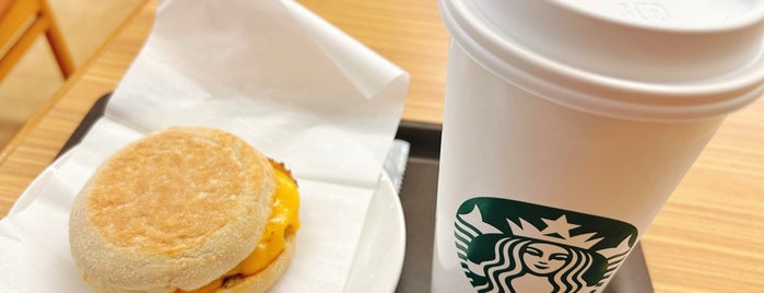 스타벅스 is one of Starbucks Coffee (九州).