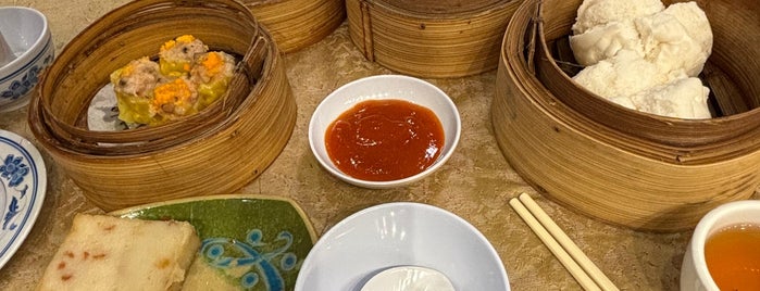 Red Star Restaurant 红星酒家 is one of Singapore - Eats.