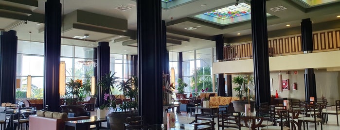 Roca Nivaria Gran Hotel 5*- Adrian Hoteles is one of สถานที่ที่ Ruth ถูกใจ.