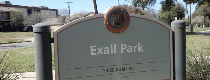 Exall Park is one of สถานที่ที่ MarktheSpaMan ถูกใจ.