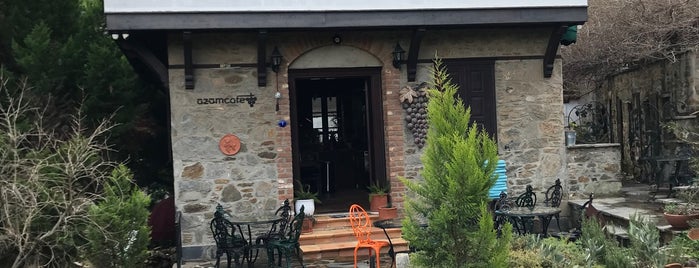 Üzüm Cafe is one of Tempat yang Disukai Caner.