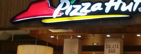 Pizza Hut is one of Yer.