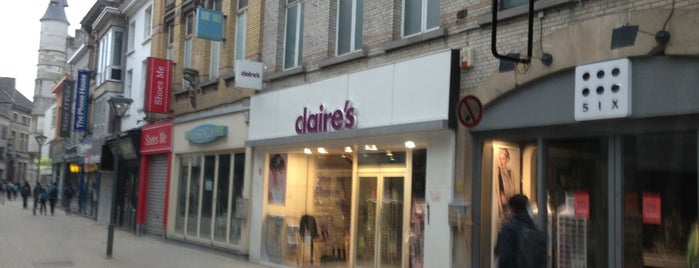 Claire's is one of bezocht.