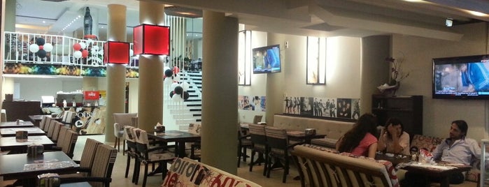 Three Point Cafe&Restaurant&Karaoke is one of Ycard.