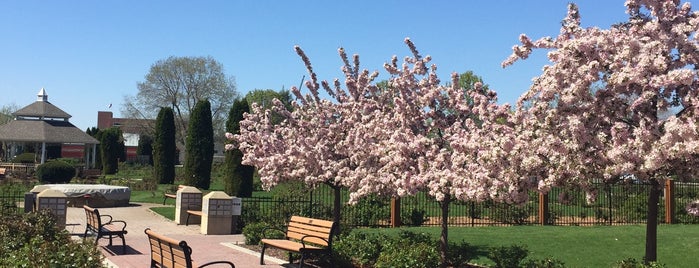 Julia Davis Rose Garden is one of Boise.