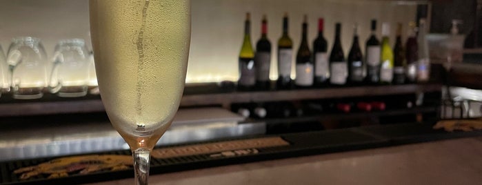 Gomi Korean Wine Bar is one of Luisさんのお気に入りスポット.